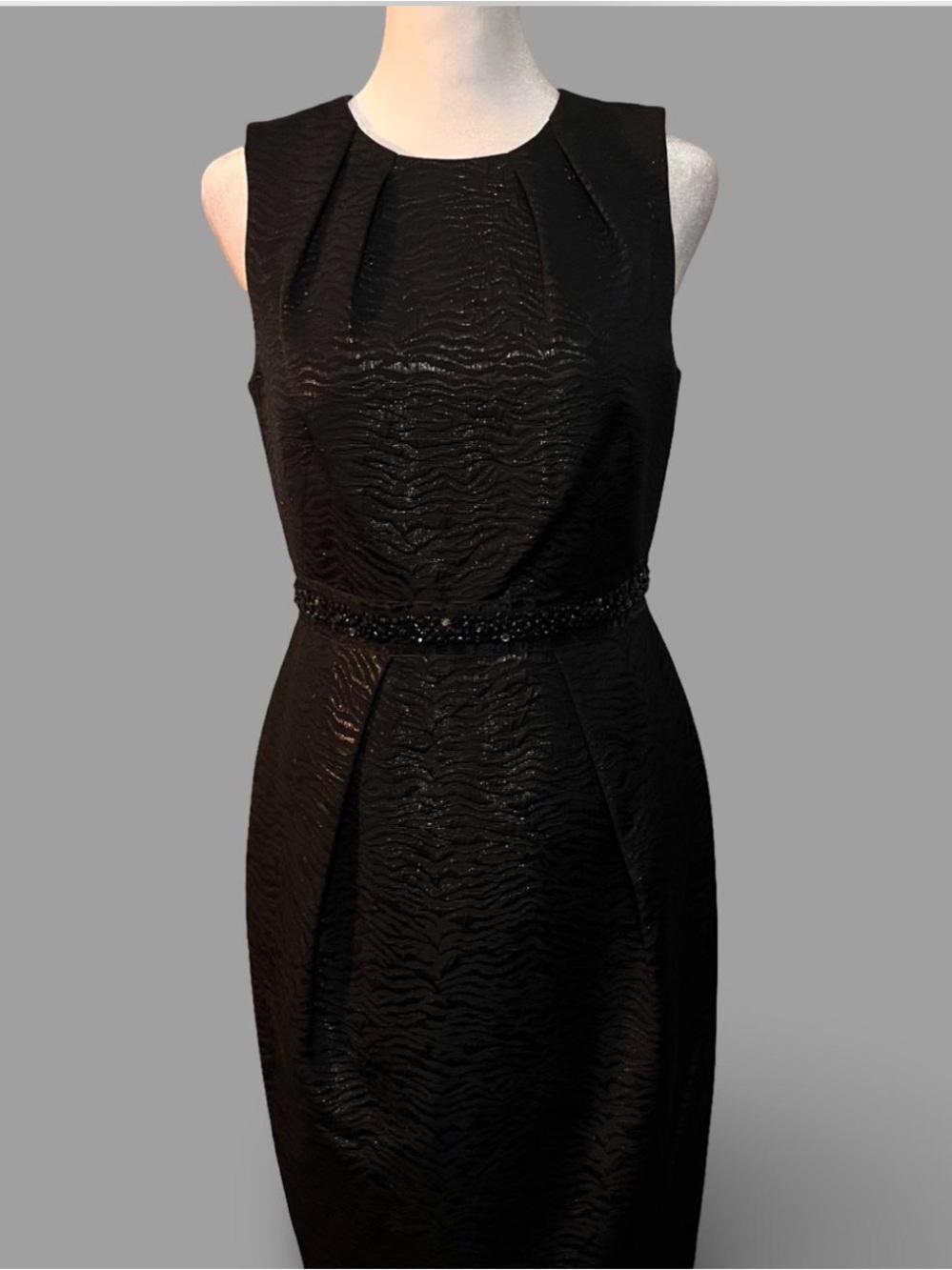 Carmen Marc Valvo Black Sleeveless Beaded Waist Sheath Dress